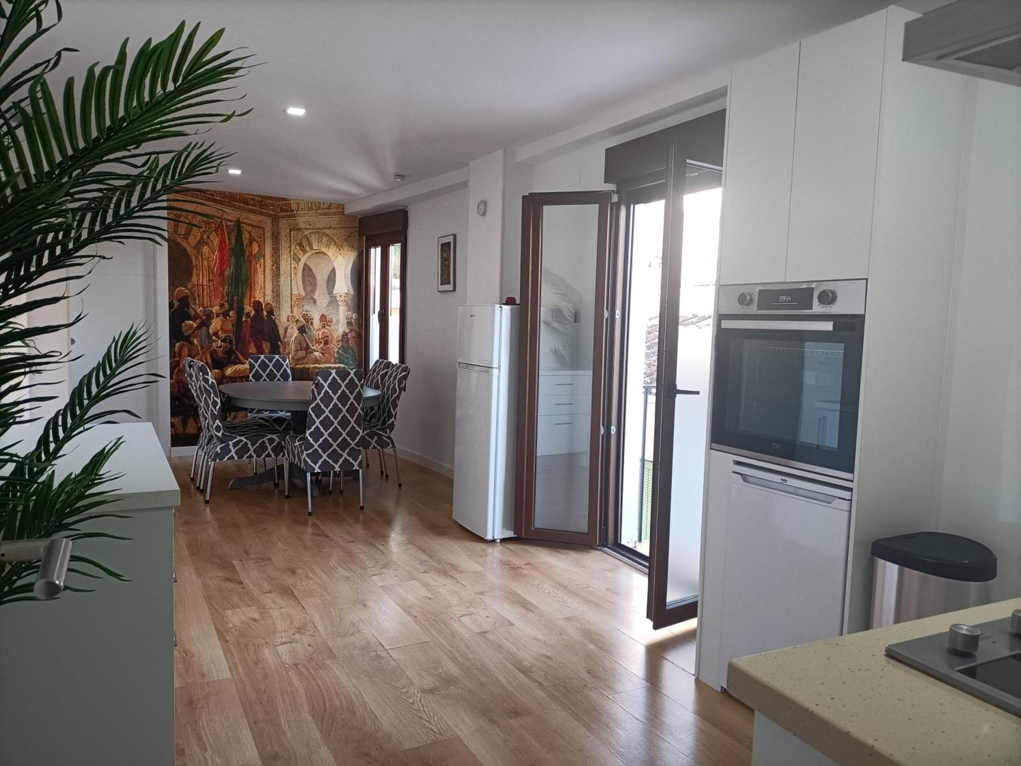 Madinat Garnata, Parking & Rooftop Terrace Гранада Екстериор снимка